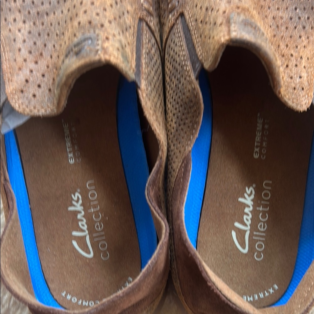 Clarks Brown Leather Slip-On Loafers with Textured Design - Picture 5 of 6